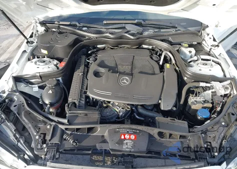 2014 Mercedes-Benz E 350 z USA, uszkodzony, nr VIN WDDHF5KB0EB043249